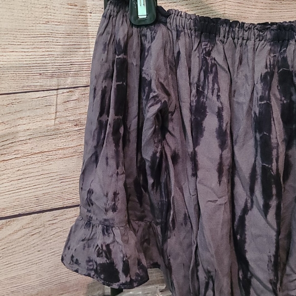 TYE DYE OFF SHOULDER TOP/SKORT BOTTOMS NWT - Picture 3 of 6